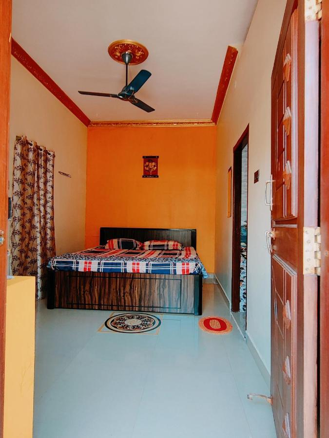 Balaji Homestay Хампі Екстер'єр фото