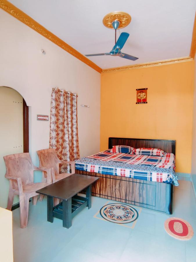 Balaji Homestay Хампі Екстер'єр фото